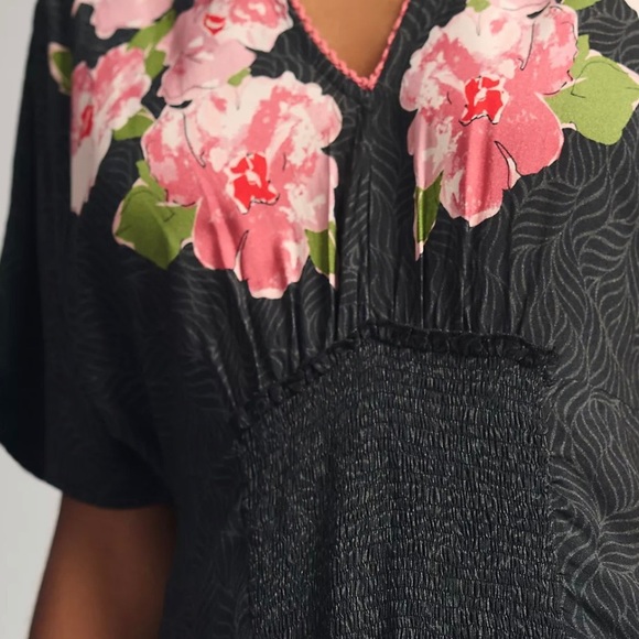 ❤️HOST PICK❤️ Anthropologie ‘Titania Kaftan’. One Size fits most. - Picture 2 of 4